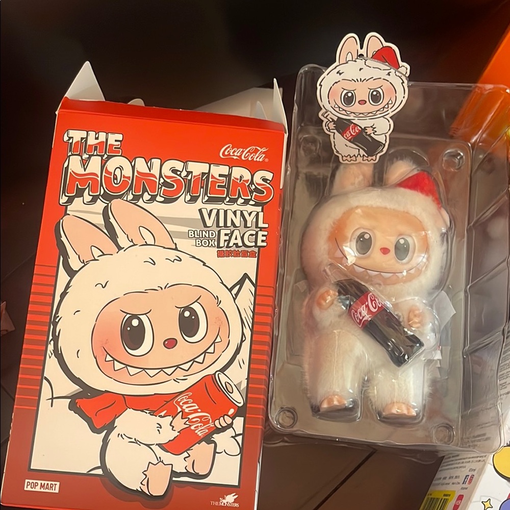 Coca-Cola Labubu The Monsters Vinyl Face Toy - White